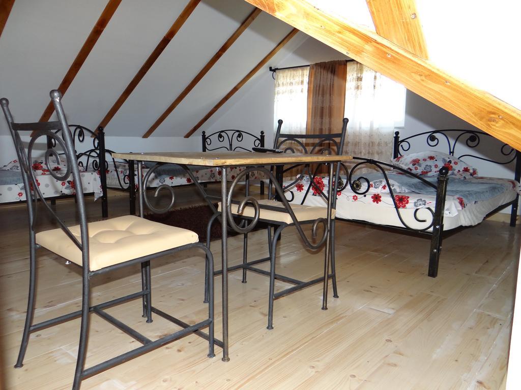 Pensiunea Lacul Albesti Albestii Paminteni 部屋 写真